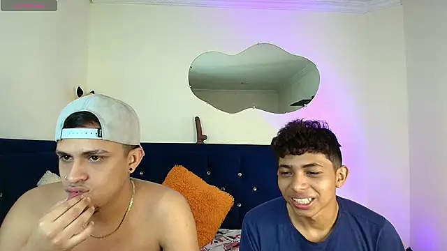 twinkmilk  online show from 01-07-25, 11:58