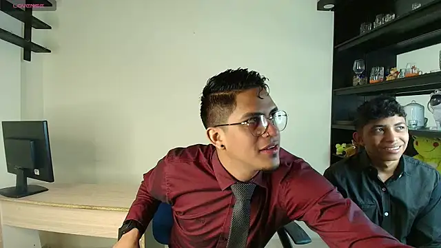 twinkmilk  online show from 01-08-25, 11:54