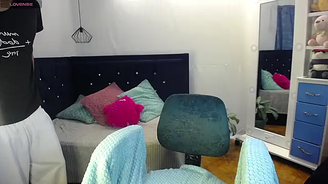 twinkmilk  online show from 03-13-25, 12:35