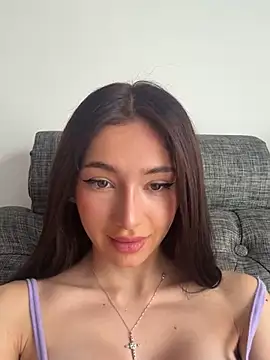 Maddy Jones online show from 02-12-25, 08:07