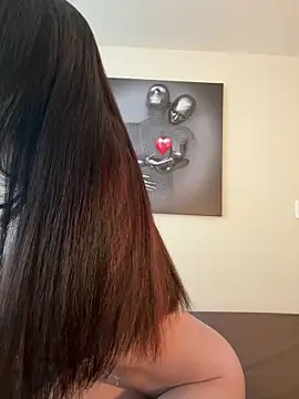 Maddy Jones online show from 02-17-25, 07:31