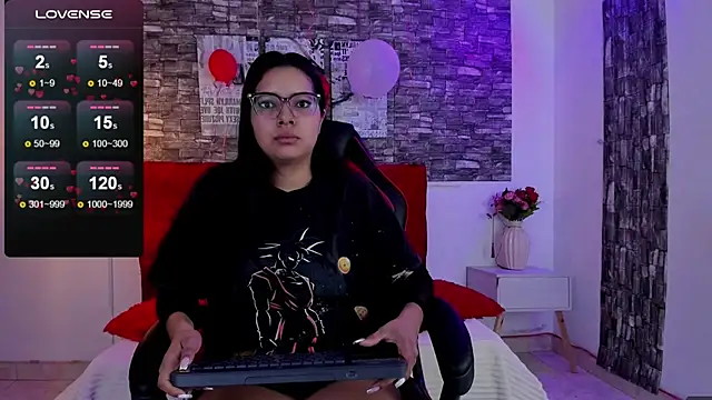 Emily sc online show from 02-15-25, 12:33