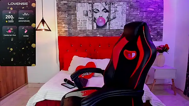 Emily sc online show from 10-29-25, 04:20