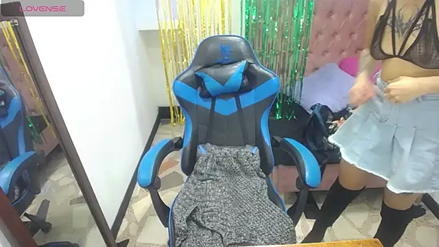 Anniee x online show from 03-15-25, 06:43