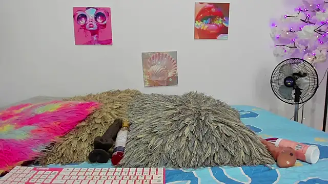 Snapshot of ebony_cutte chatting on 03-07-25, 07:49 ebony cutte online show from 03-07-25, 07:49