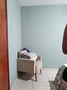 Snapshot of AliceRuivinha2 chatting on 03-18-26, 12:41 AliceRuivinha2 online show from 03-18-26, 12:41