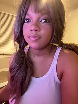 AwkwardJasminee online show from 01-18-26, 06:50