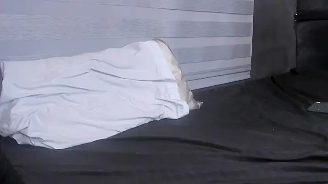 adam piarse01 online show from 03-12-25, 09:02