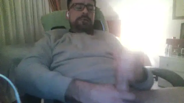 Patrickhound online show from 01-03-25, 02:54