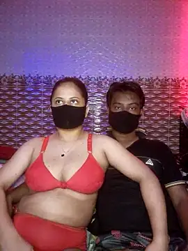 Snapshot of Hot_Nila chatting on 05-15-26, 03:57 Hot Nila online show from 05-15-26, 03:57