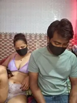 Snapshot of Hot_Nila chatting on 06-07-26, 02:48 Hot Nila online show from 06-07-26, 02:48