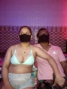 Snapshot of Hot_Nila chatting on 06-23-26, 02:31 Hot Nila online show from 06-23-26, 02:31