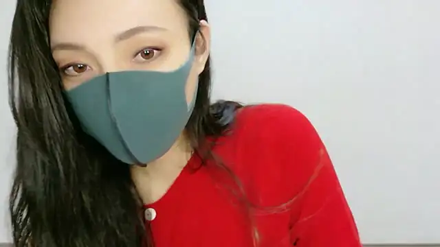 Snapshot of Mary-JP chatting on 11-07-25, 11:10 Mary-JP online show from 11-07-25, 11:10