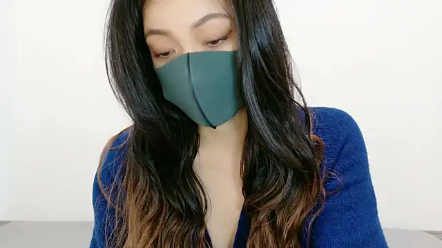 Snapshot of Mary-JP chatting on 11-12-25, 05:19 Mary-JP online show from 11-12-25, 05:19