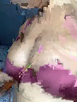 Snapshot of sexytinashe21 chatting on 10-26-25, 04:13 sexytinashe21 online show from 10-26-25, 04:13