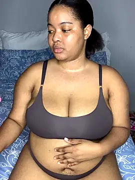 Snapshot of sexytinashe21 chatting on 11-04-25, 07:46 sexytinashe21 online show from 11-04-25, 07:46