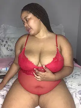 Snapshot of sexytinashe21 chatting on 02-17-26, 07:31 sexytinashe21 online show from 02-17-26, 07:31