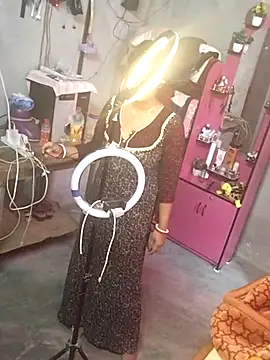 Snapshot of nikitacute23 chatting on 02-17-25, 04:42 nikitacute23 online show from 02-17-25, 04:42