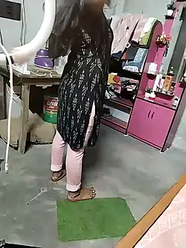 Snapshot of nikitacute23 chatting on 02-27-25, 01:38 nikitacute23 online show from 02-27-25, 01:38