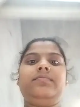 Snapshot of nikitacute23 chatting on 03-09-25, 06:39 nikitacute23 online show from 03-09-25, 06:39