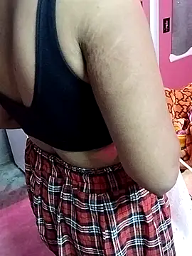 Snapshot of nikitacute23 chatting on 03-21-25, 07:55 nikitacute23 online show from 03-21-25, 07:55