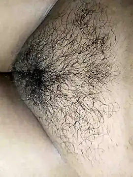 Snapshot of nikitacute23 chatting on 09-10-25, 04:51 nikitacute23 online show from 09-10-25, 04:51