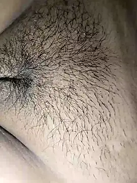 Snapshot of nikitacute23 chatting on 09-19-25, 04:40 nikitacute23 online show from 09-19-25, 04:40