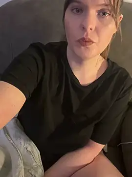 Classy Cassie UK online show from 02-22-25, 11:35