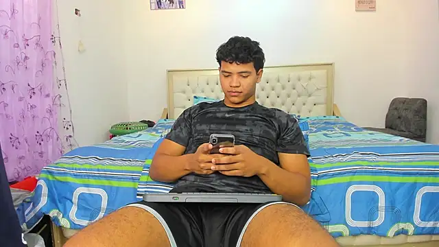 Jeens Rodrick online show from 02-02-25, 07:35