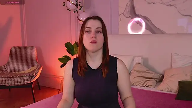 EllieGarson online show from 05-06-26, 05:07