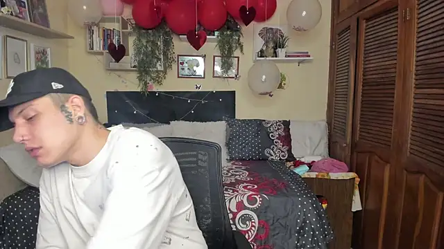 Blondandtattoofaced online show from 02-23-25, 03:24