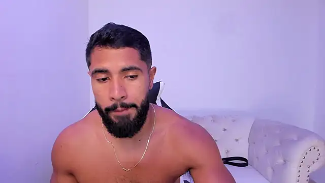 Santiago huntt online show from 12-03-25, 12:47