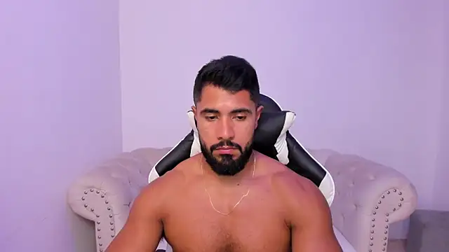 Snapshot of Santiago_huntt chatting on 02-23-26, 08:28 Santiago huntt online show from 02-23-26, 08:28