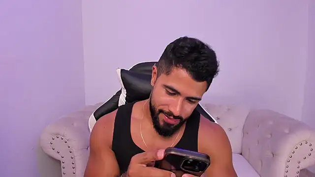 Snapshot of Santiago_huntt chatting on 03-04-26, 08:48 Santiago huntt online show from 03-04-26, 08:48