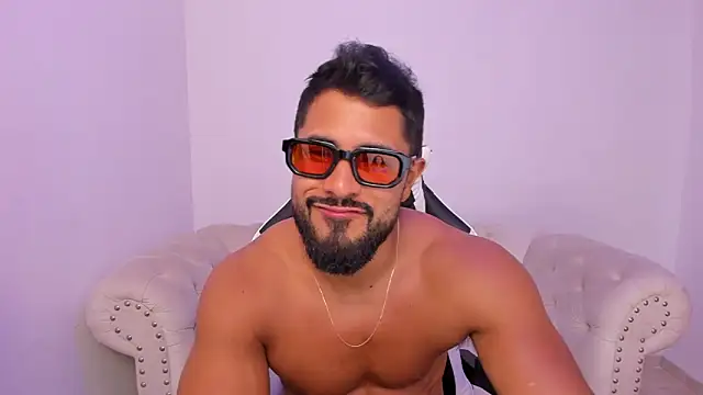 Snapshot of Santiago_huntt chatting on 03-13-26, 09:10 Santiago huntt online show from 03-13-26, 09:10