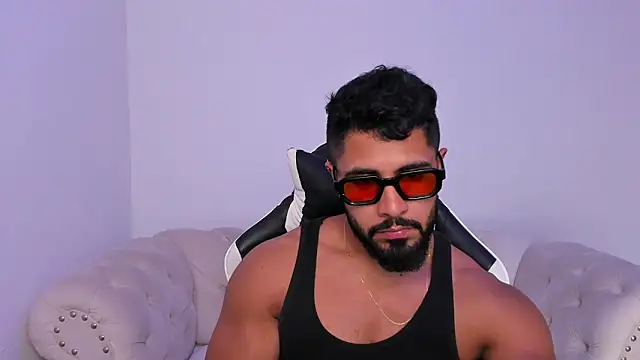 Snapshot of Santiago_huntt chatting on 03-27-26, 09:14 Santiago huntt online show from 03-27-26, 09:14