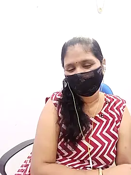 Lucky-Deepthi online show from 02-20-25, 04:57