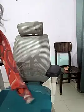 BigAssSarah online show from 01-16-26, 01:31