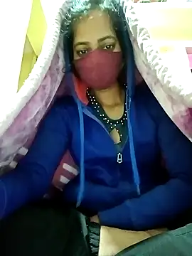 Snapshot of Pooja_cut chatting on 01-10-25, 12:27 Pooja cut online show from 01-10-25, 12:27