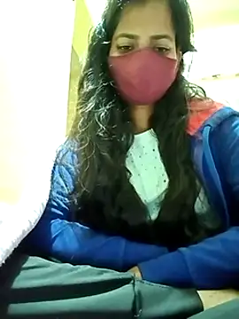 Snapshot of Pooja_cut chatting on 01-10-25, 06:17 Pooja cut online show from 01-10-25, 06:17