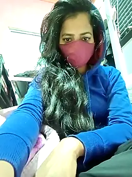 Snapshot of Pooja_cut chatting on 01-12-25, 09:30 Pooja cut online show from 01-12-25, 09:30