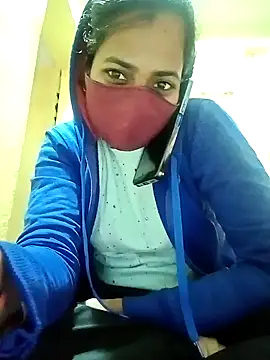 Snapshot of Pooja_cut chatting on 01-20-25, 09:13 Pooja cut online show from 01-20-25, 09:13