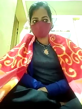 Snapshot of Pooja_cut chatting on 01-22-25, 12:27 Pooja cut online show from 01-22-25, 12:27