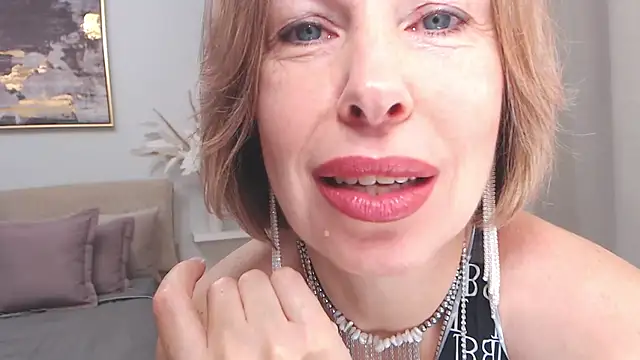 AnnyUBright online show from 12-05-25, 01:58