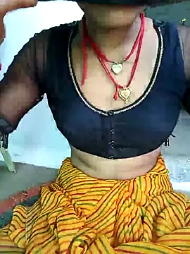 Amaya Bajwa online show from 02-28-25, 08:42