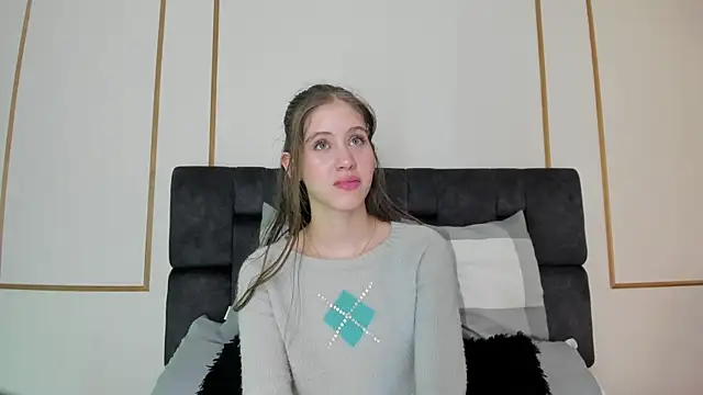 Snapshot of sara__jones_gh chatting on 02-21-25, 10:59 sara jones gh online show from 02-21-25, 10:59