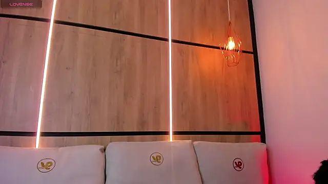 Snapshot of ashlyn_parker chatting on 09-25-25, 08:12 ashlyn parker online show from 09-25-25, 08:12