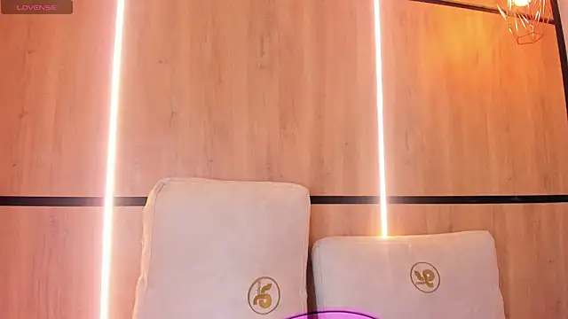 ashlyn parker online show from 12-02-25, 08:04