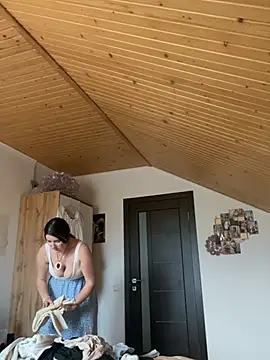 mewKate online show from 05-11-26, 04:37