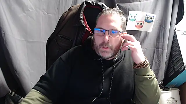 Snapshot of Streamlove77 chatting on 01-12-25, 01:37 Streamlove77 online show from 01-12-25, 01:37